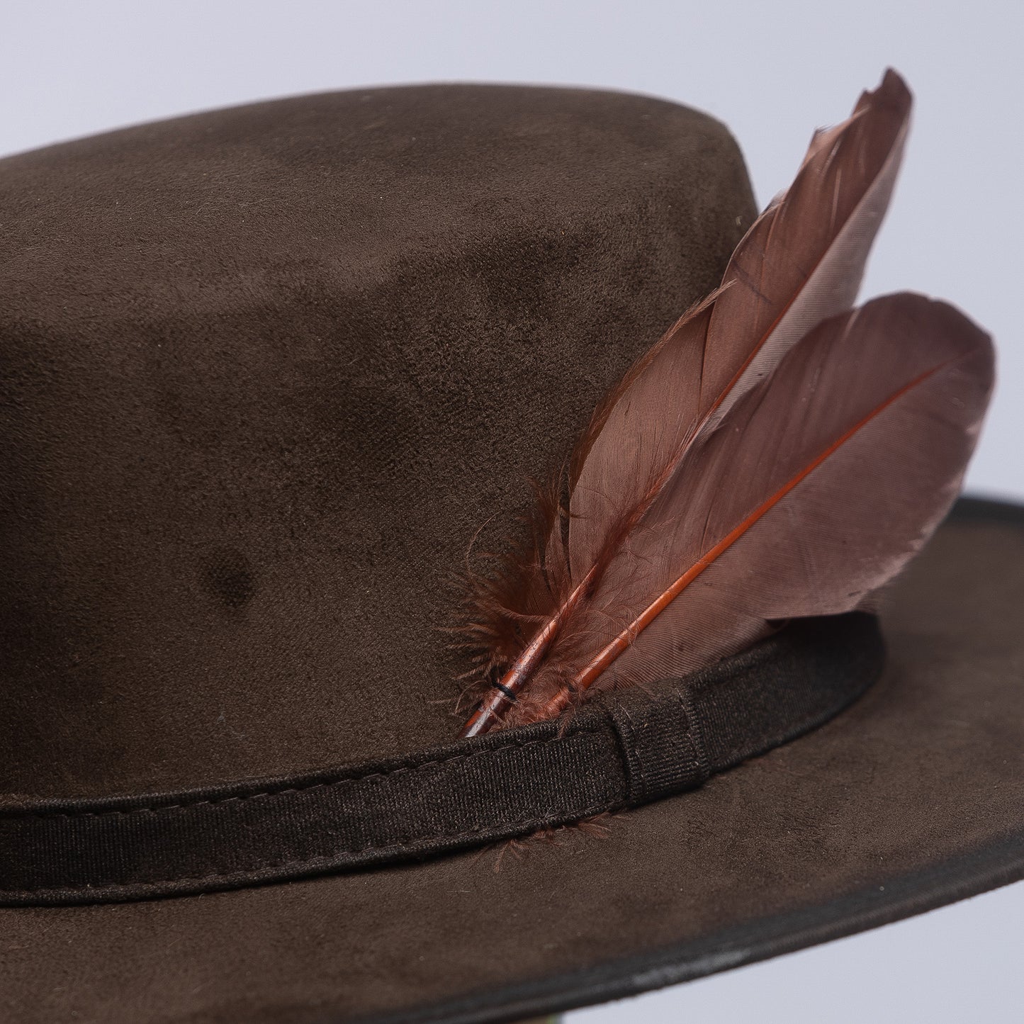 ''Wine & Rum'' Cordoban in dark-brown suede