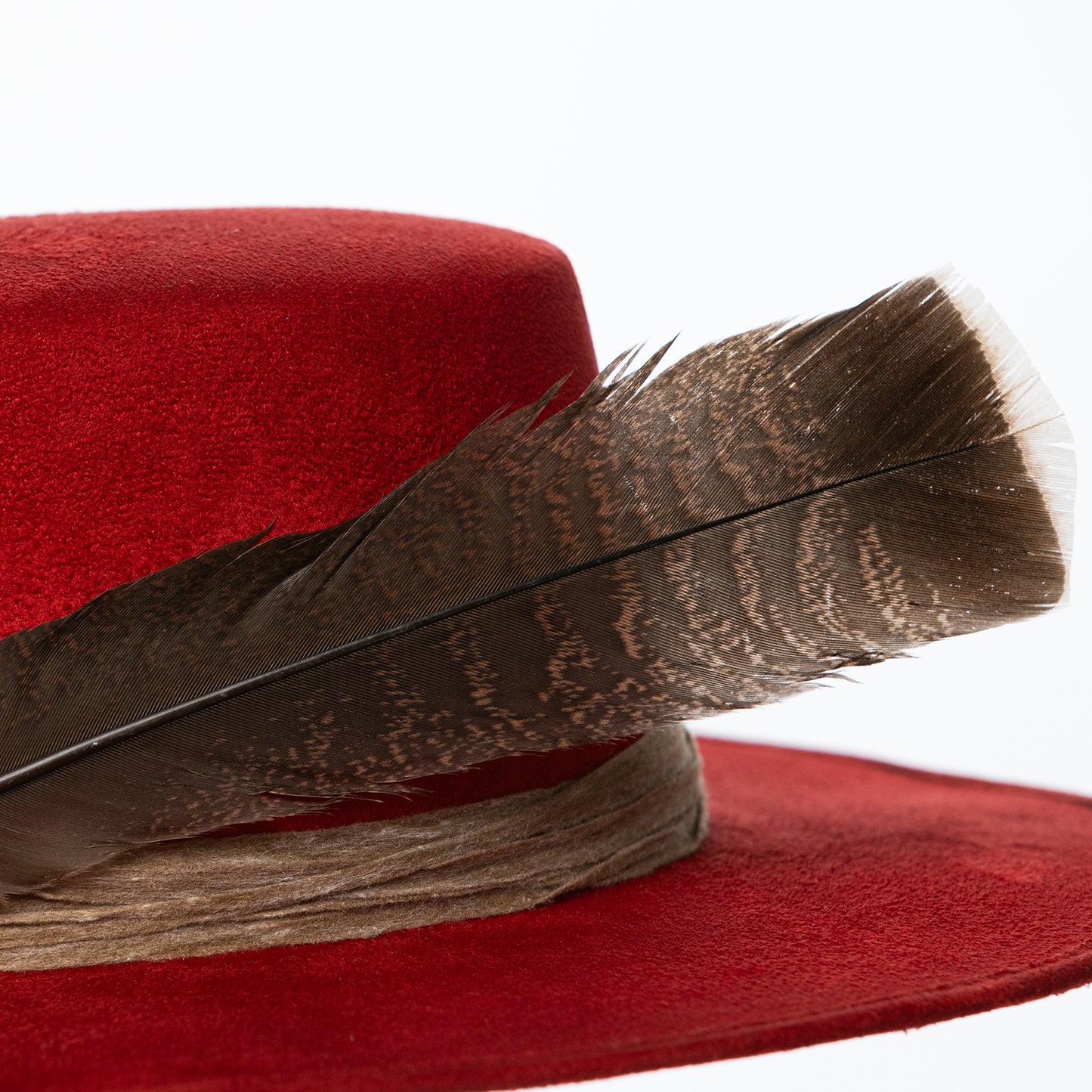 ''Robin Hat'' Cordoban in cherry suede