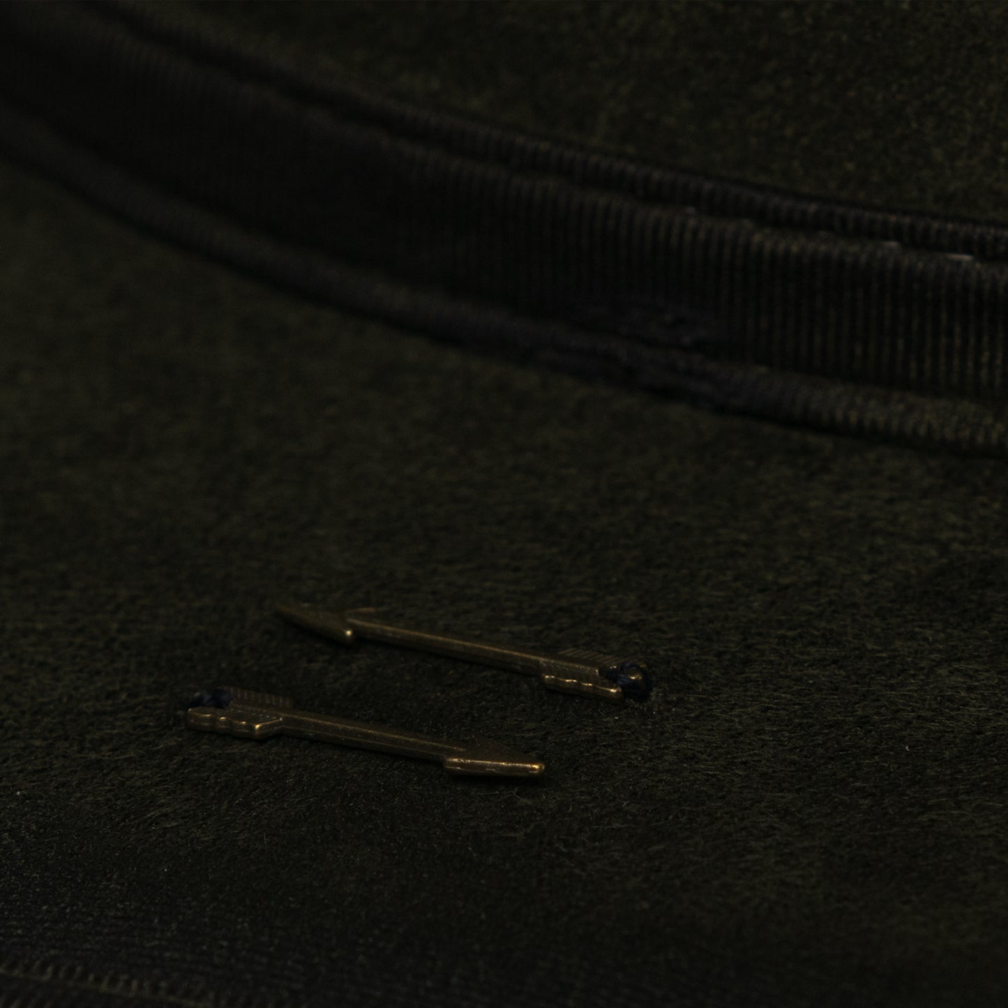 ''Master Key'' Cordoban in olive suede